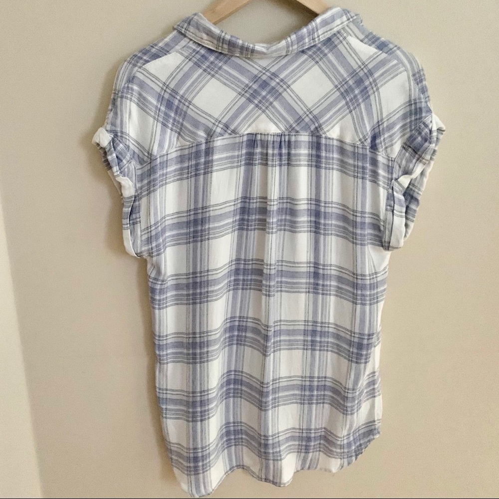 White & Purple Plaid Casual Short-Sleeve Shirt - Picture 3 of 4